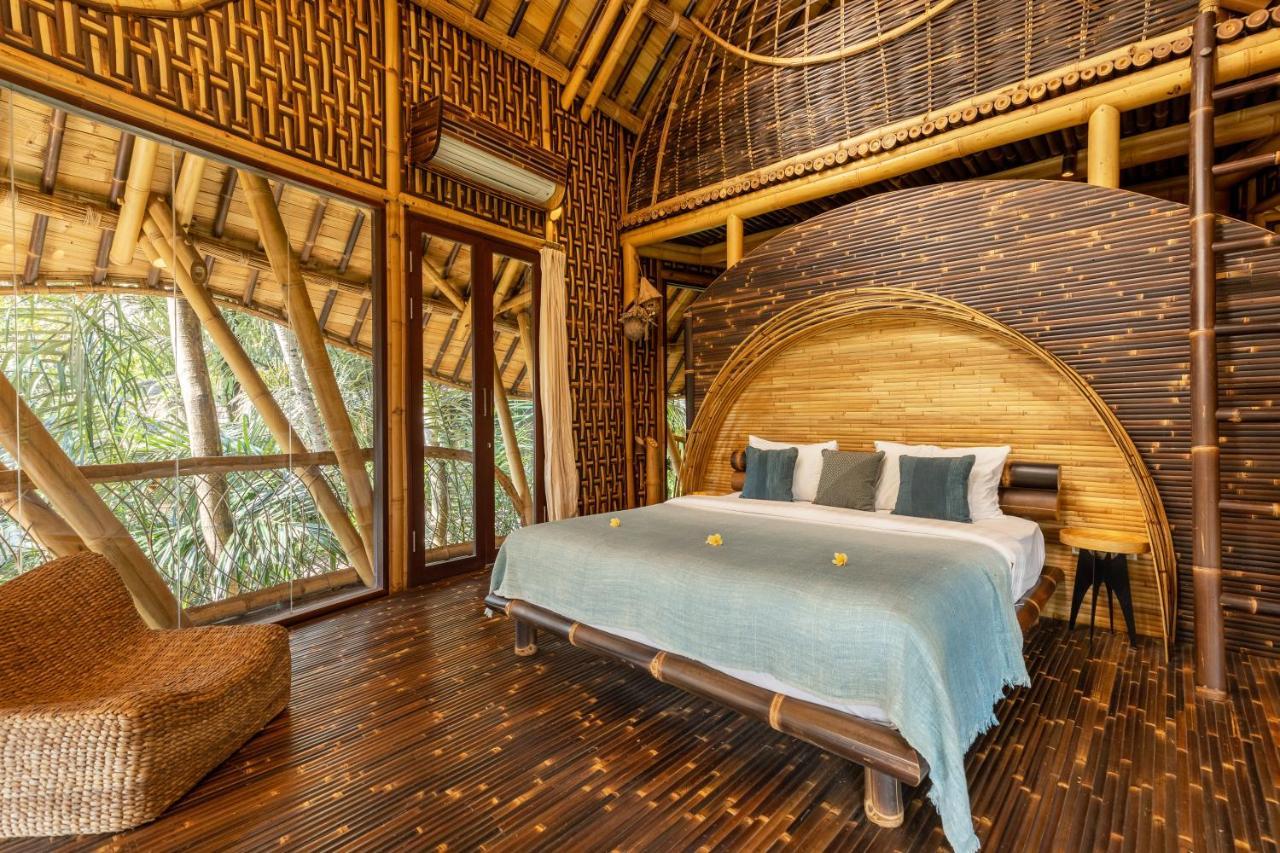 Eclipse House 4Bds Eco Bamboo House Pool Riverview Bringkit エクステリア 写真